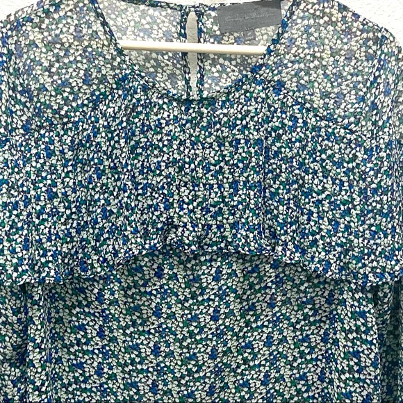ANTHROPOLOGIE Sunday in Brooklyn Forget-Me-Not Sheer Printed Ruffle Top- Medium - Picture 5 of 16